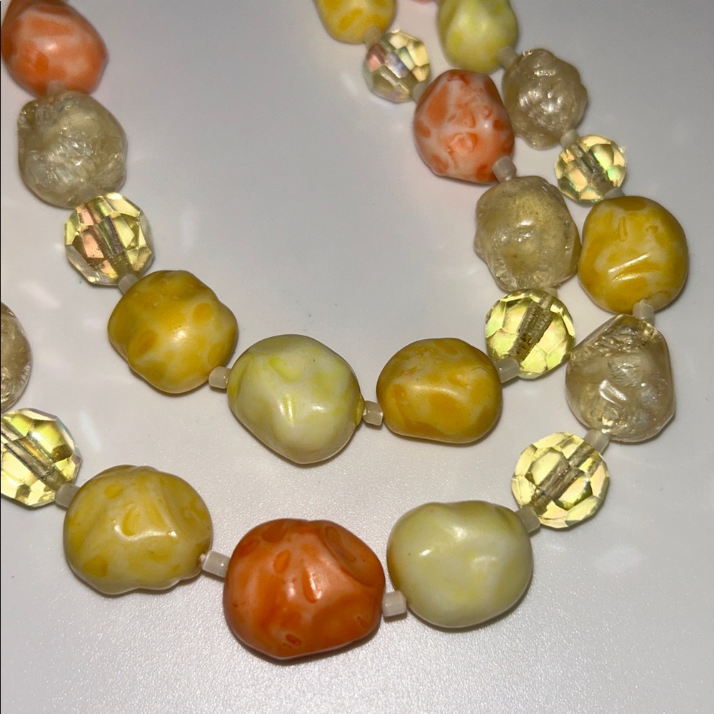 Deauville Multicolored Two-Strand Lucite Bead Necklace Earring Bracelet Vintage - Picture 5 of 8